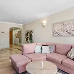 2b Luxury In Area New Golden Mile *