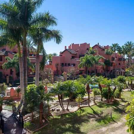 2b Luxury In Area New Golden Mile Apartment *