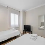 2b Luxury In Area New Golden Mile Appartement