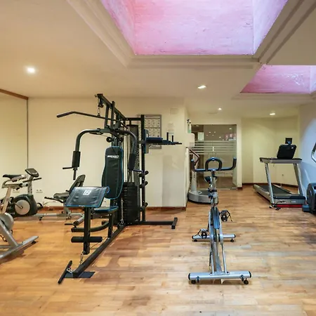Apartment 2b Luxury With & Pool Area Estepona