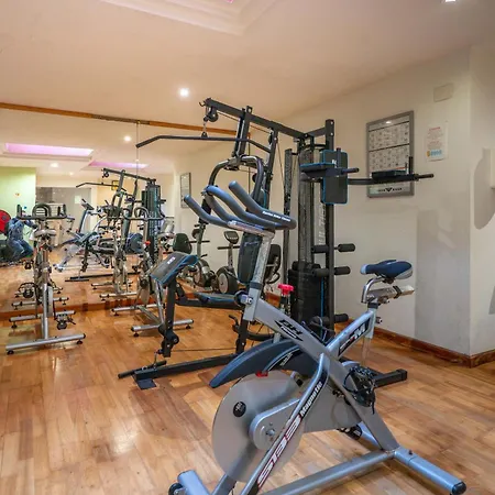 2b Luxury With & Pool Area Estepona