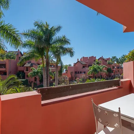 2b Luxury With & Pool Area Apartment *