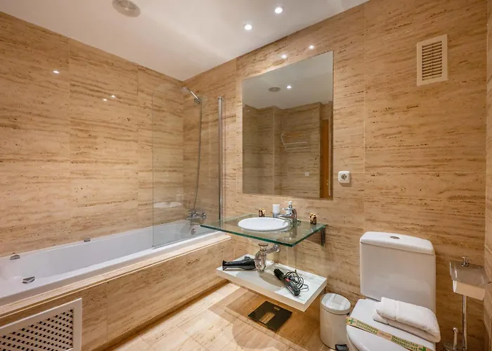 2b Luxury In Area New Golden Mile Appartamento Estepona