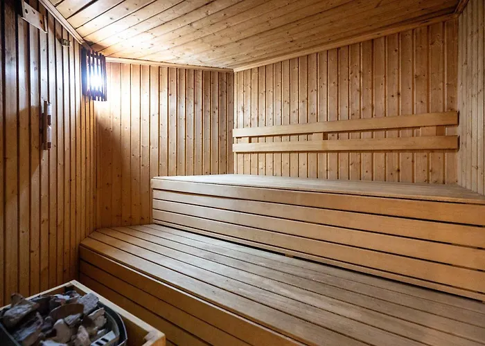 2b Luxury In Area New Golden Mile