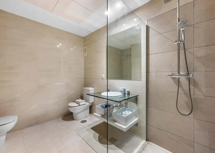 Apartment 2b Luxury In Area New Golden Mile *