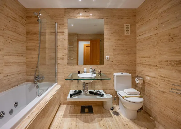 2b Luxury In Area New Golden Mile 公寓 埃斯特波纳