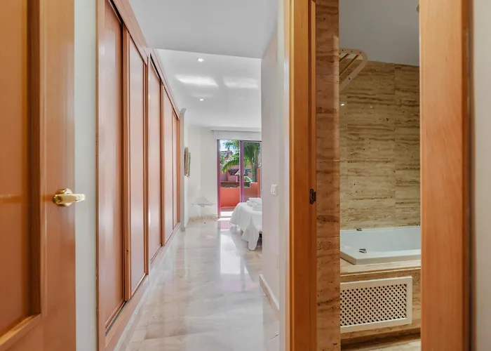 公寓 2b Luxury In Area New Golden Mile