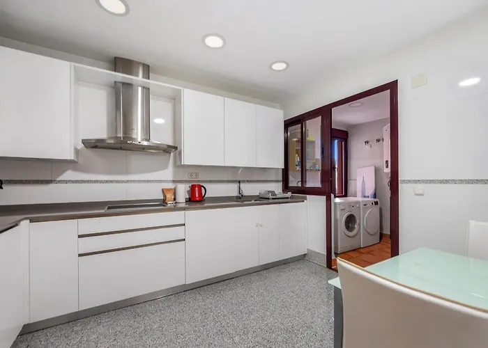 2b Luxury In Area New Golden Mile Apartment Estepona