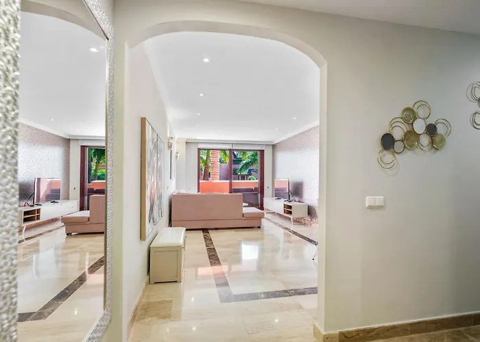 2b Luxury In Area New Golden Mile