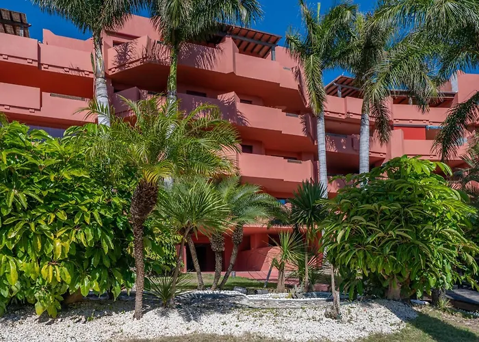 2b Luxury In Area New Golden Mile Apartment *