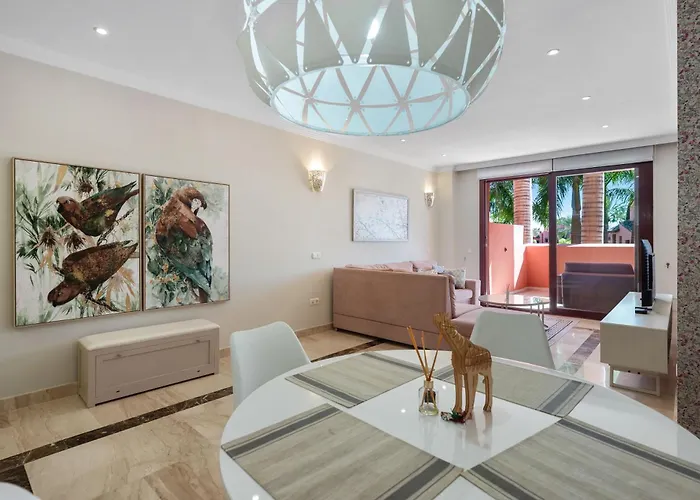 2b Luxury In Area New Golden Mile Apartment Estepona